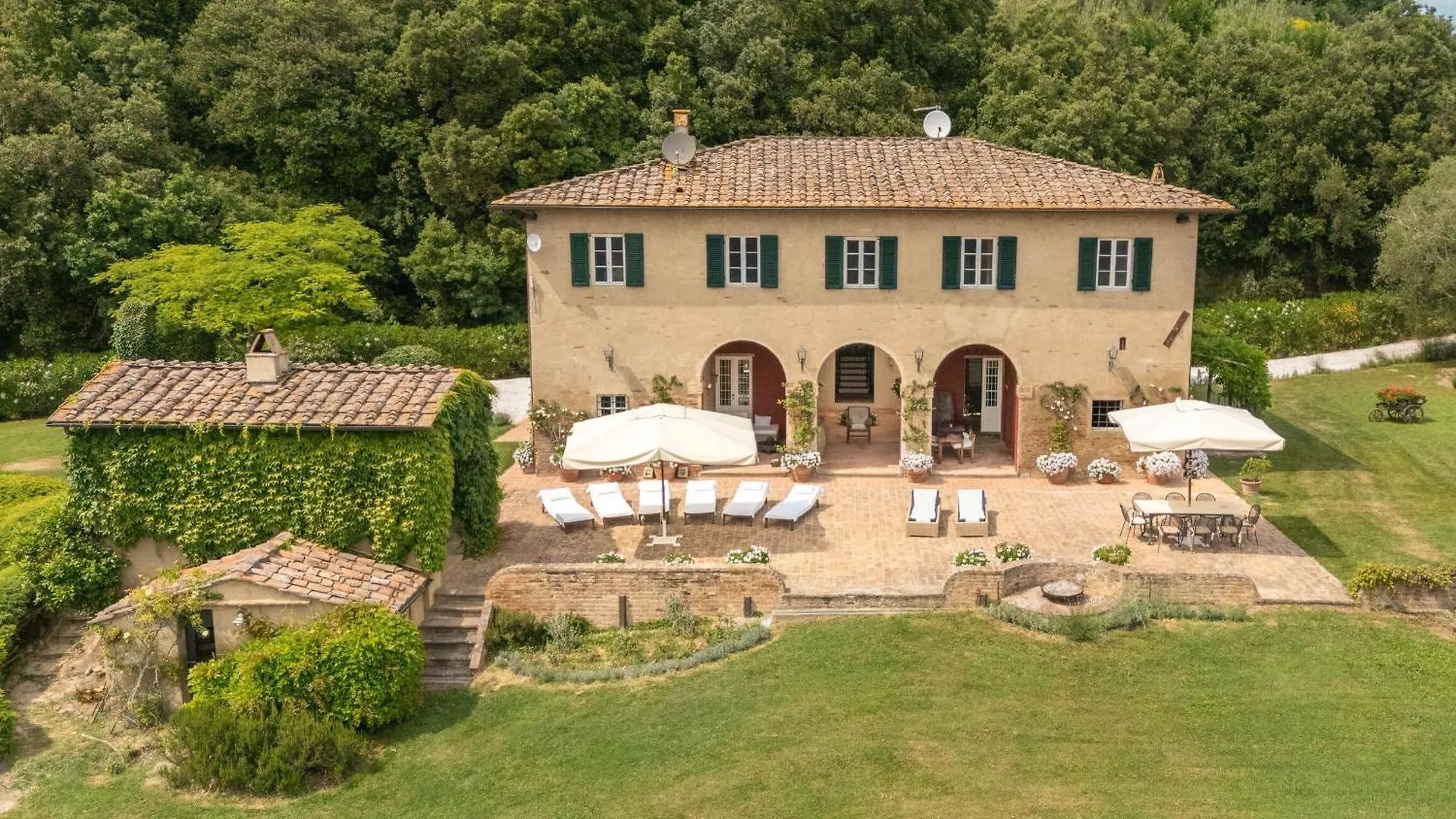 Centolivi 12 By Salogi Villas Montecastello