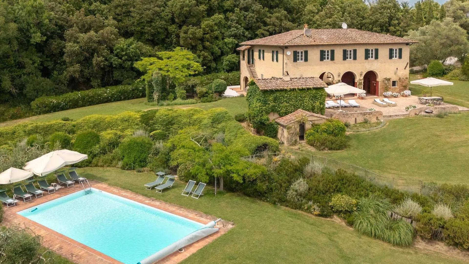 Centolivi 12 By Salogi Villas Montecastello Italien