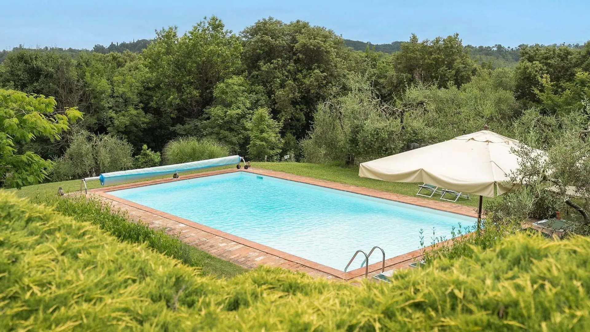 Centolivi 12 By Salogi Villas Montecastello 0*,